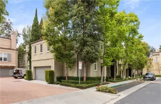 Photo #1: OC24120712 Listing 