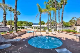 Photo #6: OC24121106 Listing