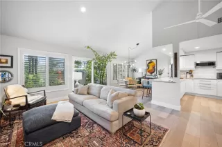 Photo #4: OC24121313 Listing 