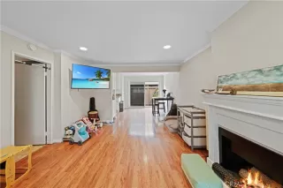 Photo #5: OC24121521 Listing 