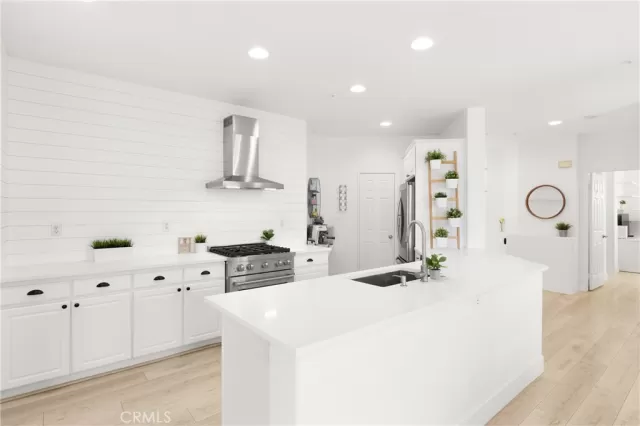 MLS: OC24121735 Condo For Sale