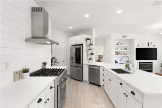 Photo #6: OC24121735 Listing 