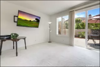 Photo #3: OC24122007 Listing 