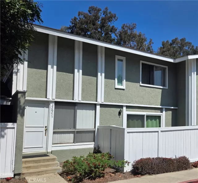 MLS: OC24122014 Condo For Sale