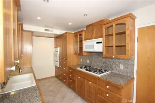 Photo #5: OC24122014 Listing