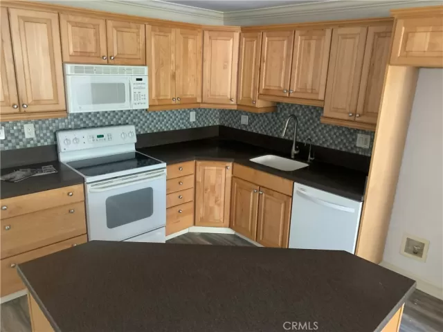 MLS: OC24122196 Condo For Sale