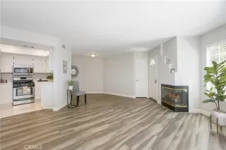 Photo #4: OC24122471 Listing