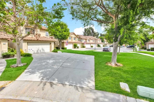 MLS: OC24122472 Condo For Sale