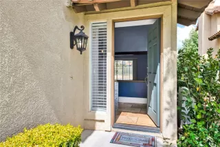 Photo #4: OC24122472 Listing