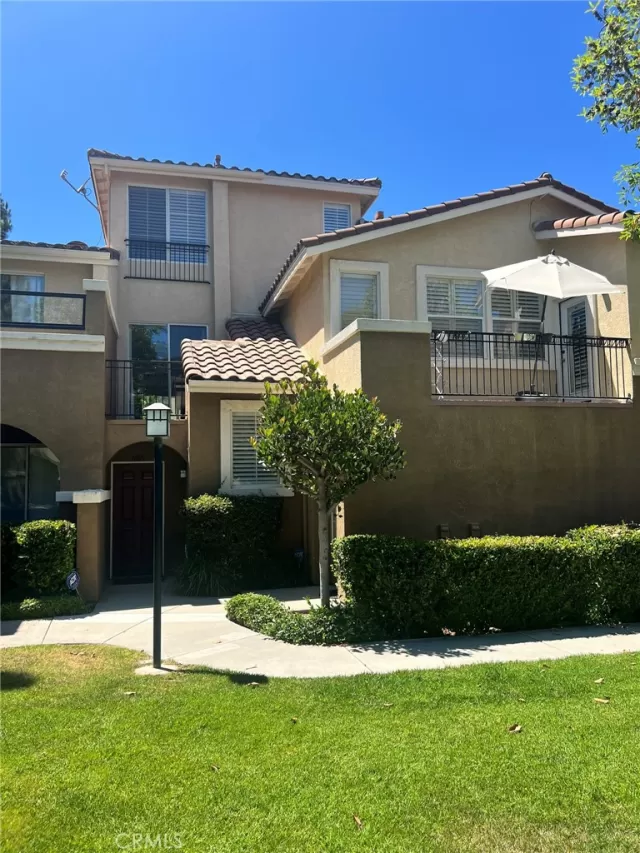 MLS: OC24122498 Condo For Sale