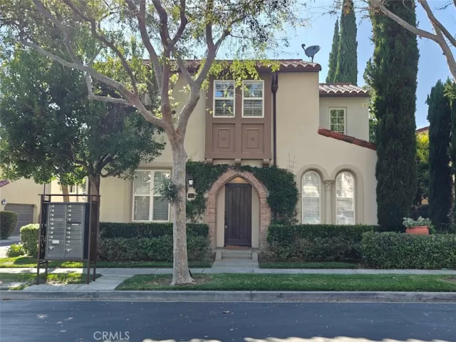 MLS: OC24122499 Condo For Sale