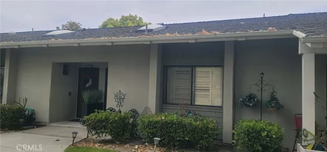 MLS: OC24122579 Condo For Sale