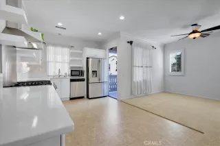 Photo #3: OC24123093 Listing