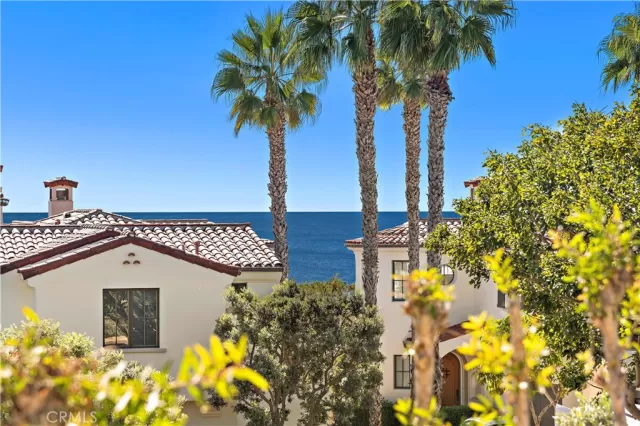 MLS: OC24123345 Condo For Sale