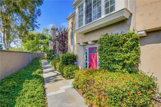 MLS: OC24123471 Condo For Sale