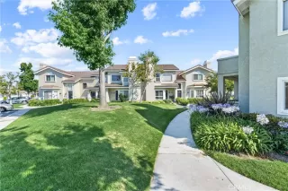 Photo #1: OC24123587 Listing