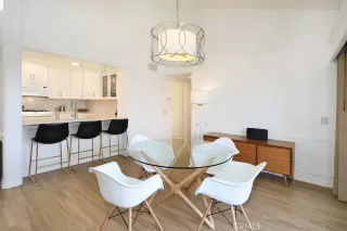 Photo #6: OC24124112 Listing