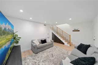 Photo #2: OC24124364 Listing 