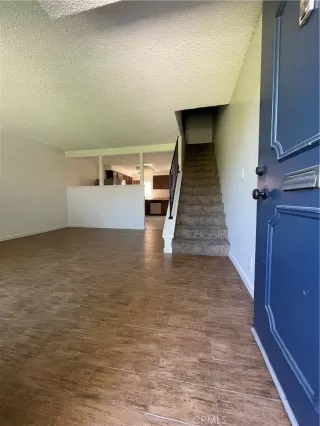 Photo #2: OC24124507 Listing 