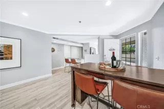 Photo #5: OC24124815 Listing 