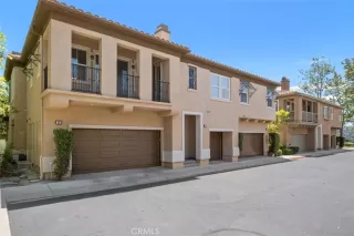 Photo #1: OC24125083 Listing