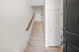 Photo #4: OC24125083 Listing