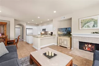 Photo #3: OC24125303 Listing 