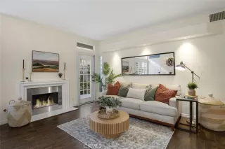 Photo #1: OC24125438 Listing