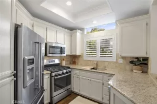 Photo #5: OC24125438 Listing