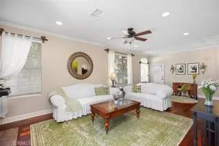 Photo #5: OC24125577 Listing