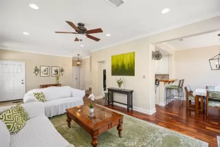 Photo #6: OC24125577 Listing