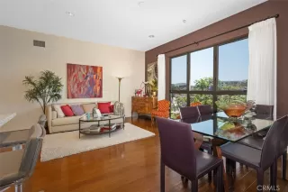 Photo #2: OC24125599 Listing 