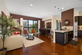 Photo #3: OC24125599 Listing 