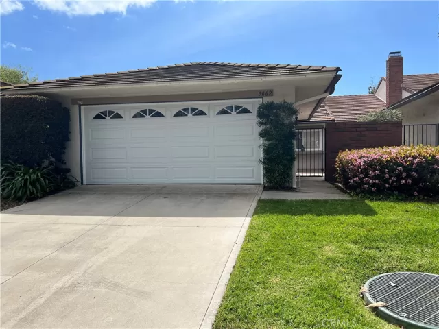 MLS: OC24125623 Condo For Sale