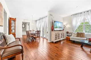 Photo #3: OC24125669 Listing