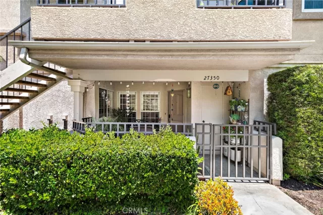 MLS: OC24125903 Condo For Sale