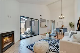 Photo #3: OC24125943 Listing 