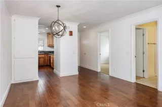 Photo #6: OC24126057 Listing 