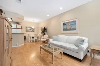 Photo #5: OC24126449 Listing