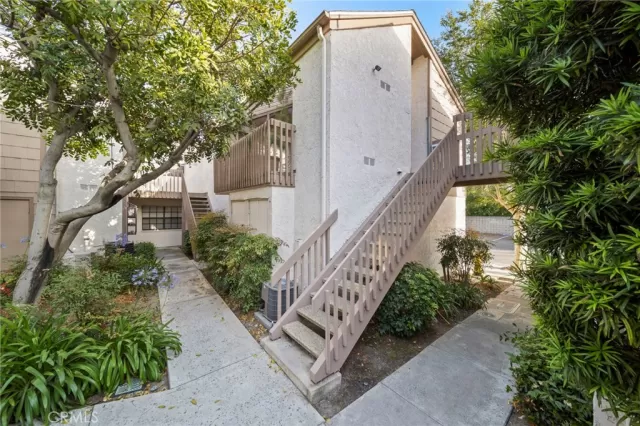 MLS: OC24126571 Condo For Sale