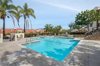 Photo #4: OC24127153 Listing 