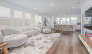 Photo #1: OC24127438 Listing 