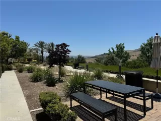 Photo #3: OC24128228 Listing 