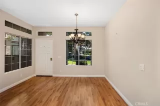 Photo #3: OC24128323 Listing 