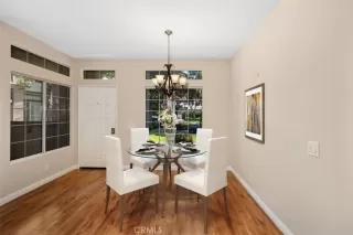 Photo #4: OC24128323 Listing 