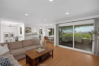 Photo #6: OC24128331 Listing 