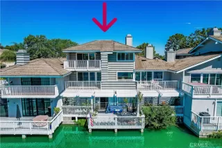 Photo #3: OC24128676 Listing 