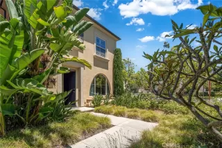 Photo #1: OC24128855 Listing