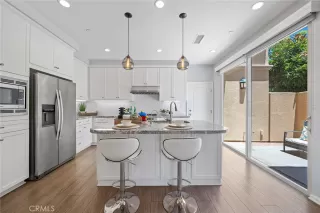 Photo #4: OC24128855 Listing