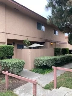 Photo #1: OC24128856 Listing